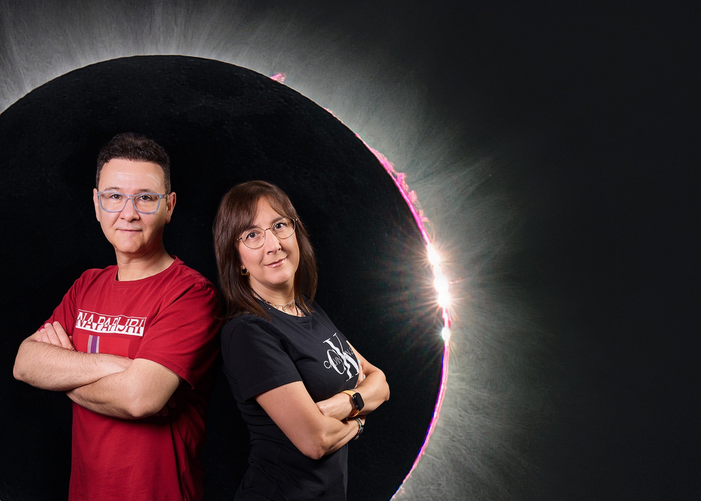 Jesús M. García Flores y Montse González, profesores de fotografía solar y eclipse.